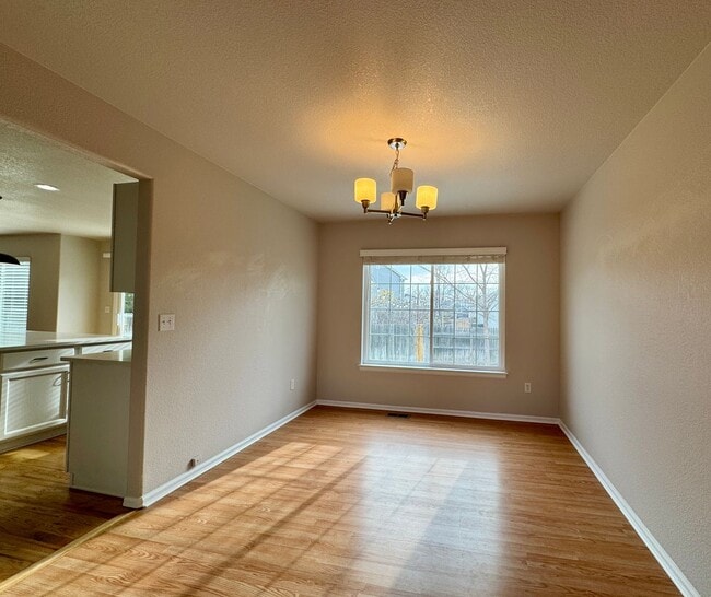 Photo - Beautiful & Updated 4 Bedroom / 3.5 Bath Home – Available Now!