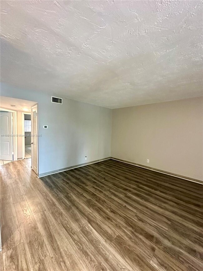Photo - 250 Layne Blvd Unit 216