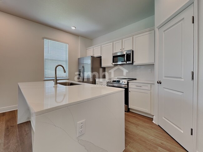 27936 Madison Grn Wy