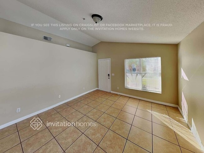 Photo - 9624 Hollyhill Dr