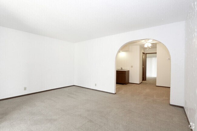 West Mound Apartments