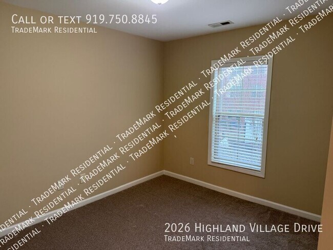 Photo - 2026 Highland Village Dr