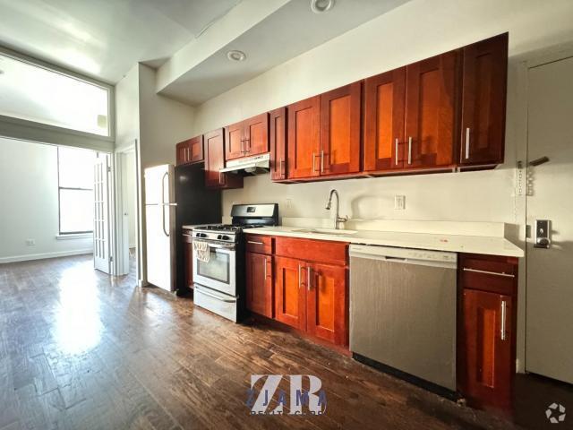 Building Photo - 4 bedroom in BROOKLYN NY 11216 Unit 1 Rental