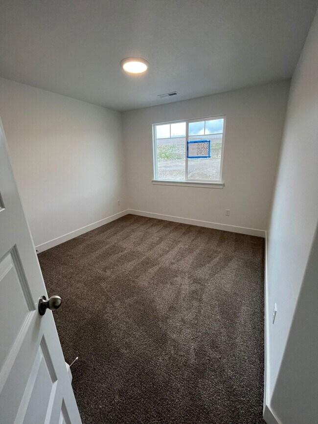 Photo - 2867 Blue Dawn Ln