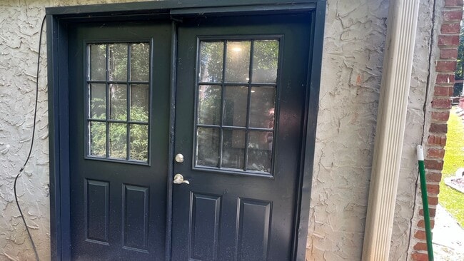 Building Photo - 155 Wrenwood Ln