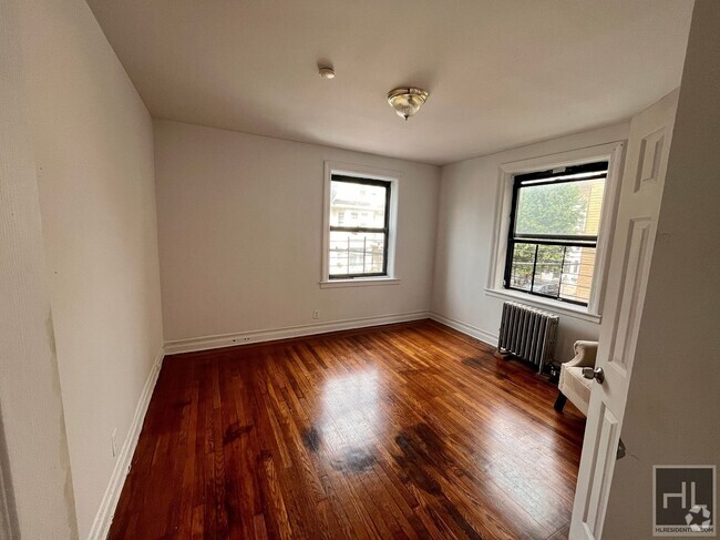 Building Photo - Hamilton Avenue, Yonkers Unit 2D Rental