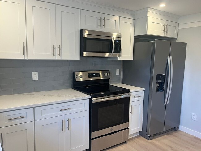 Photo - 26 Hanover Pl