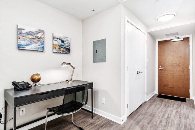 Photo - 4900 Lennox Ln Unit 3604