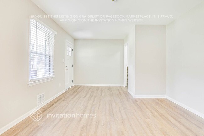 Photo - 5595 Morning Creek Cir