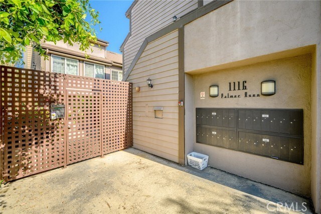 Photo - 1116 E Palmer Ave Unidad 5