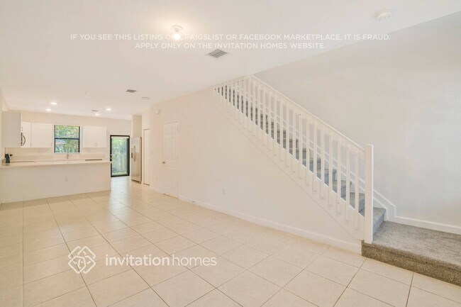 1636 SW 29th St