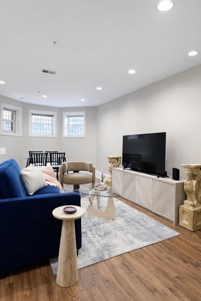 Photo - 1738 19th St NW Unit SI ID1587660P