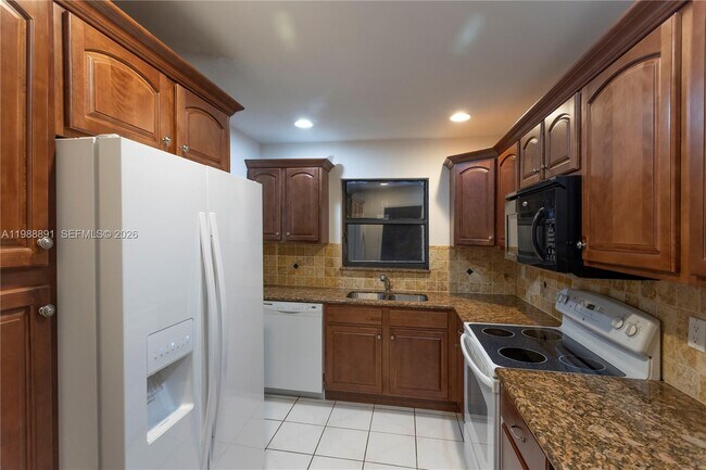 Photo - 2700 N Seacrest Blvd