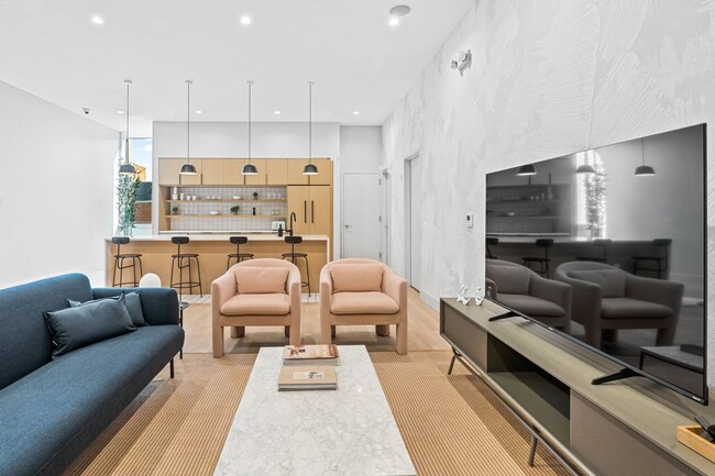 Photo - 26 Van Reipen Unit 10 Line (1/Bdrm)