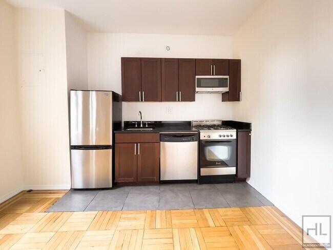 Building Photo - West 11th Street Unit 5G Rental