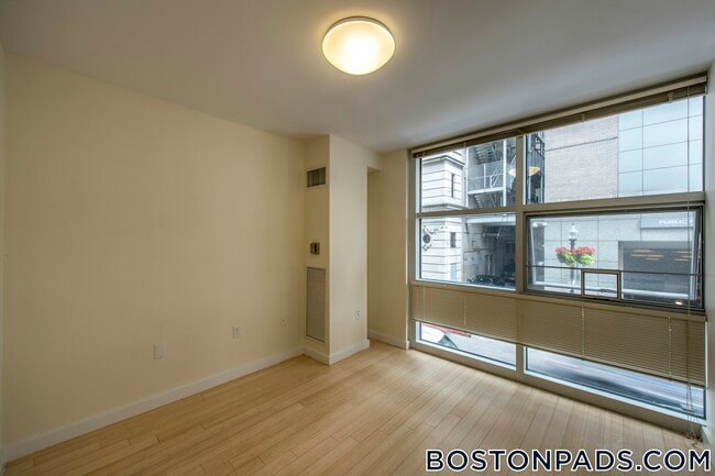 Photo - 40 Boylston St Unidad 302