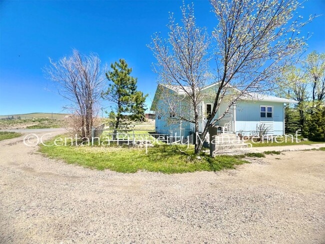 Photo - Cute 2 bedroom 1 bath Uptown!