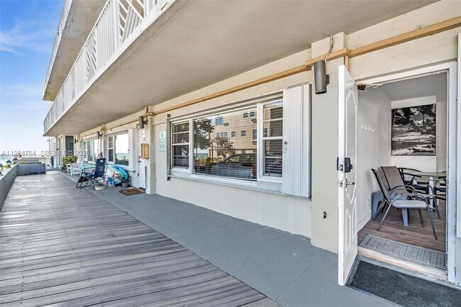 Photo - 4144 El Mar Dr Unit 1