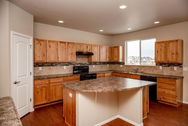 Photo - Stunning 4-Bedroom Home in Sought-After Raindance Community