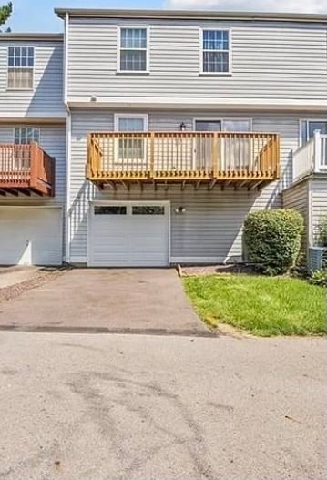 Photo - 5053 Hamilton Dr