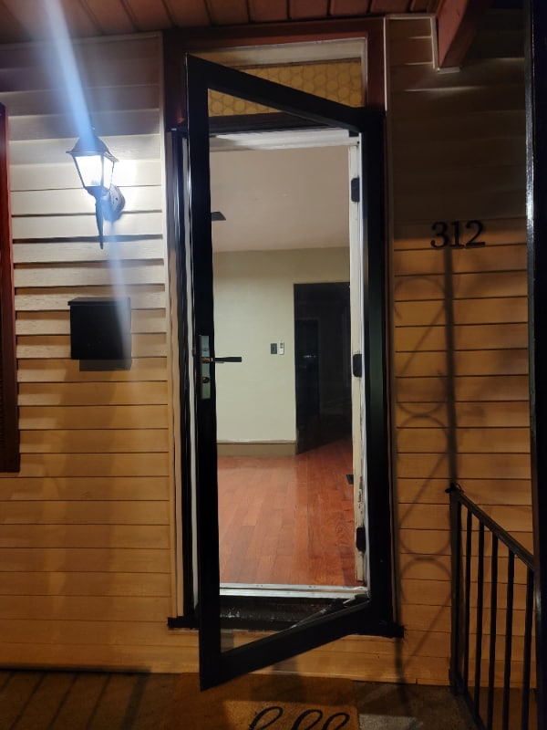 Photo - 312 Otter St