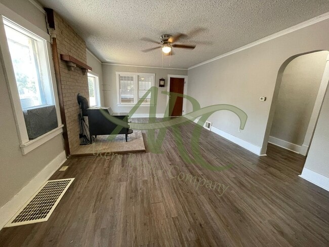 Photo - 524 Belmont Ave