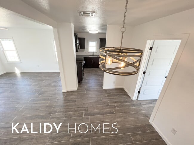 Photo - 3504 N Westmont St