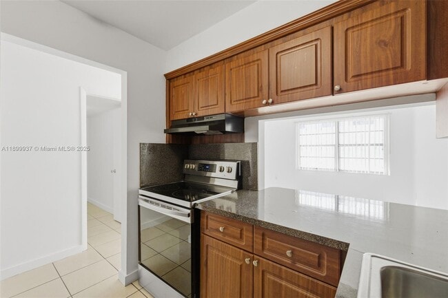 Photo - 624 NW 11th St