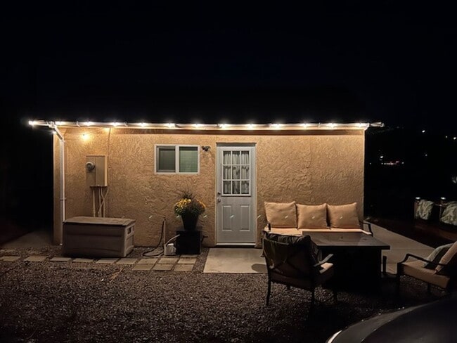 Photo - 1801 Carob Tree Ln