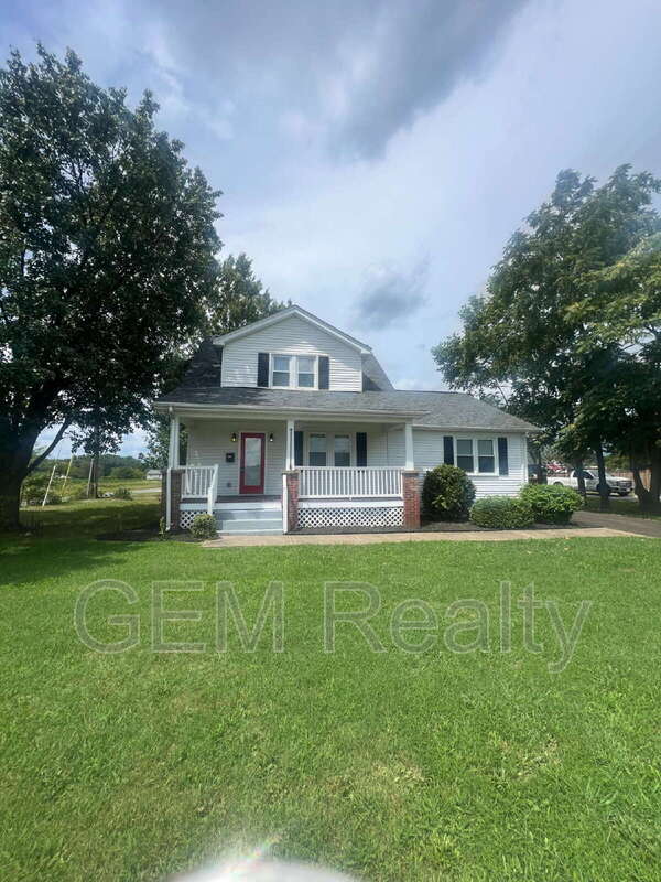Building Photo - 349 White Oak Rd Rental