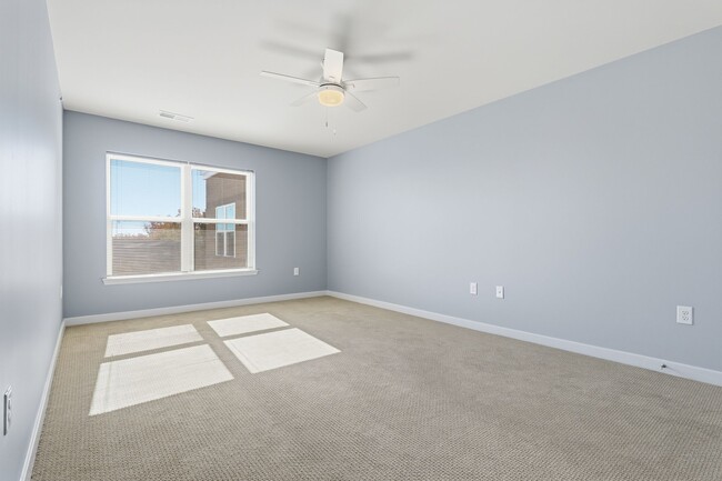 Photo - Bracken Square