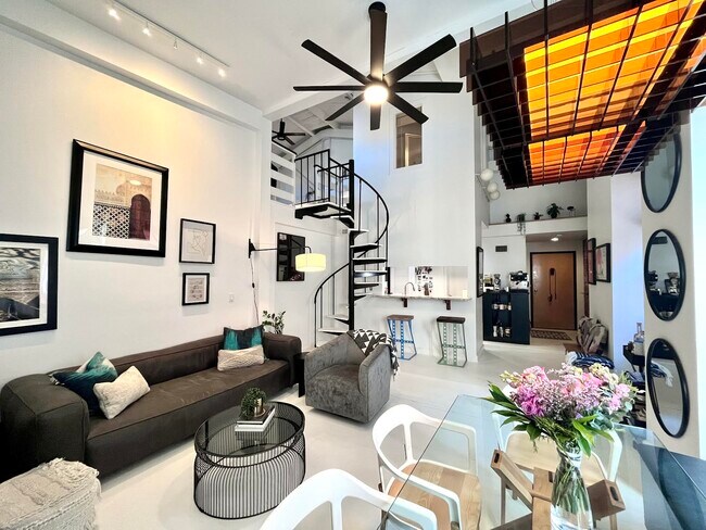 Photo - 125 Washington St Unidad 306