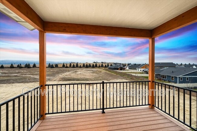 Photo - 209 Sawyer Ln