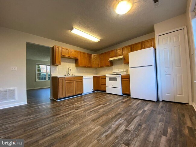 Photo - 9609 Coventry Creek Dr