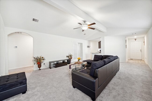 Photo - 15214 Central Lakes Dr