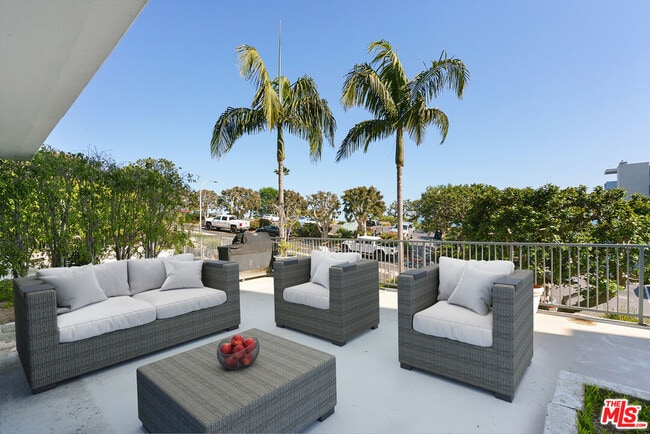 Photo - 17350 Sunset Blvd Unit 103