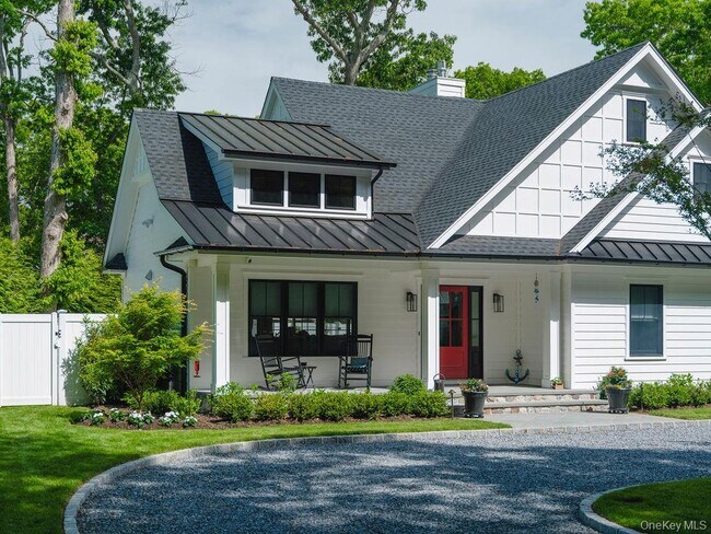 Building Photo - 4525 S Harbor Rd