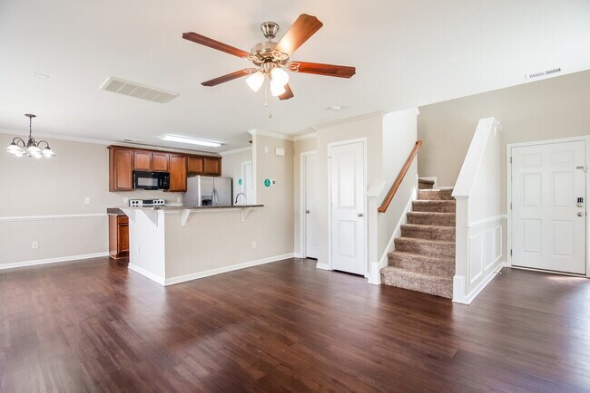 Photo - 2913 Westbury Ct