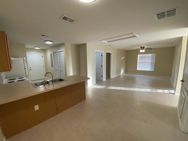 Photo - 1701 Illinois Ave