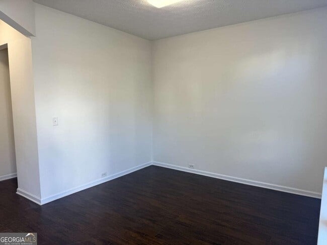 Photo - 2729 Heathrow Dr