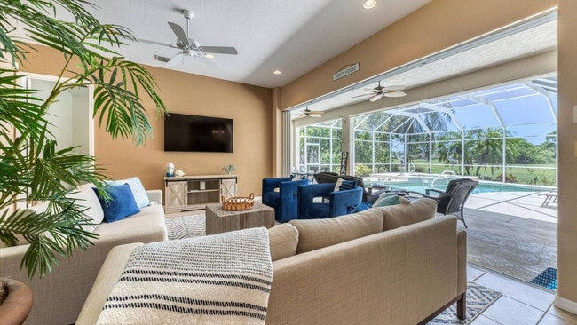 Building Photo - 974 Rotonda Cir Unit ID1246894P Rental