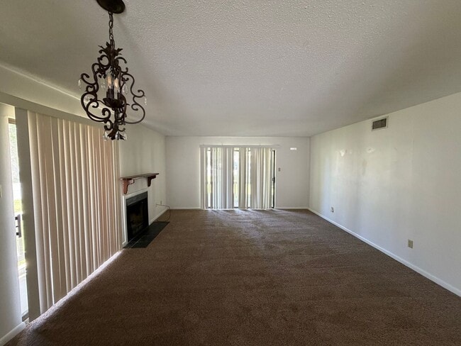 Photo - 101 Pine Forest Dr