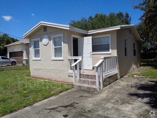 Building Photo - 500 NW 9th Ave Rental