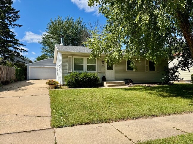 Building Photo - Northwest Rochester Minnesota, 3bedroom 2b... Rental