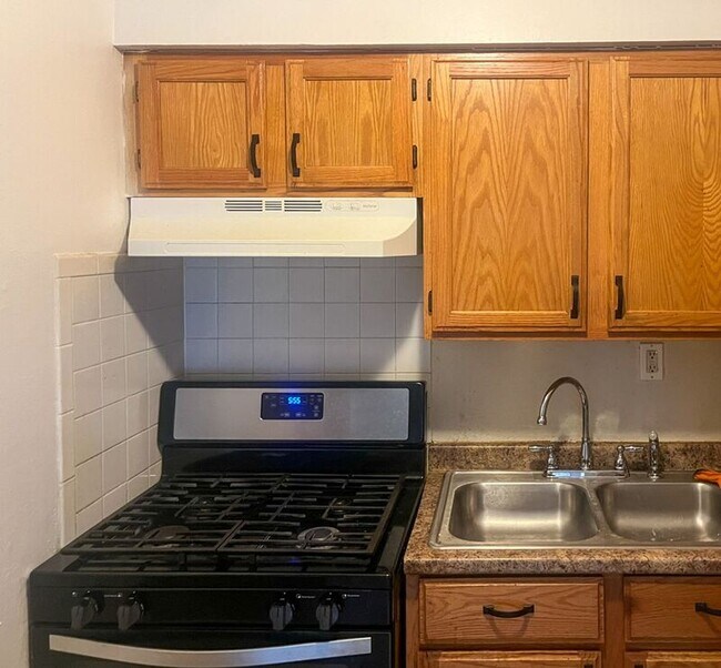 Photo - 6636 Kenwood Dr