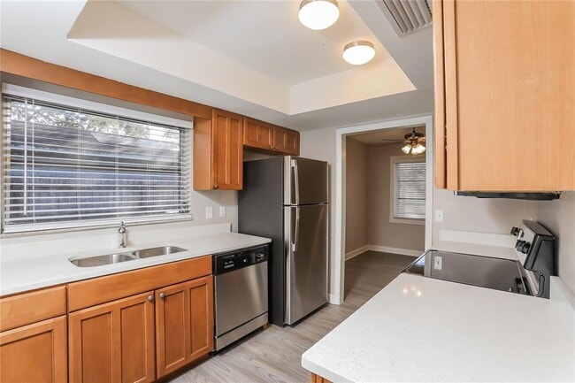 Photo - 3074 Riverbrook Dr