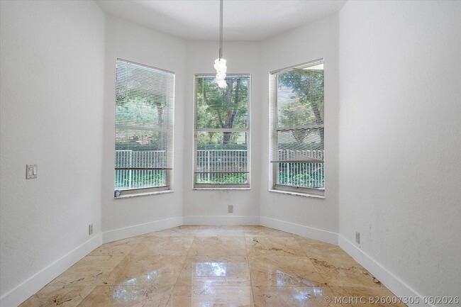 Photo - 2013 Harbor View Cir