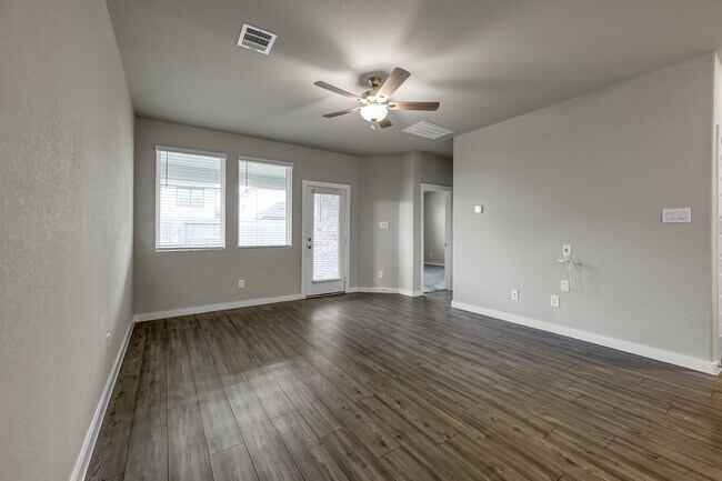 Photo - 9522 Sugar Berry Dr