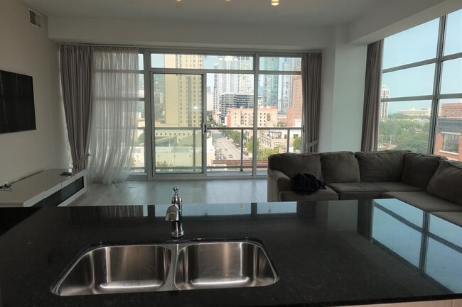 Photo - 1620 S Michigan Ave Unit 805