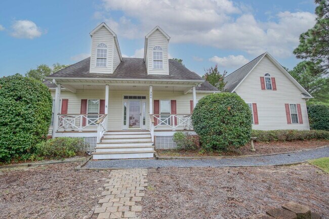 Photo - 380 Sullivan Dr